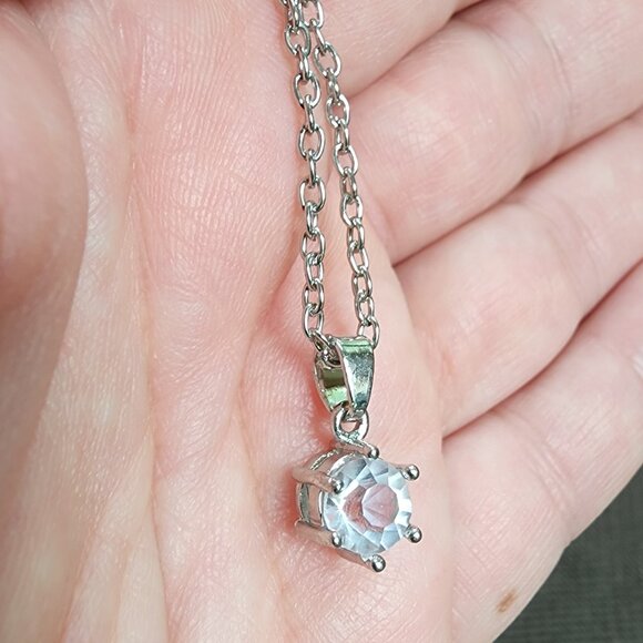 Amazon Hexagonal Zirconia Pendant Necklace - Picture 13 of 15